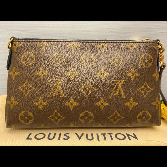 ⛔️SOLD⛔️Pallas Noir/Black Chain Crossbody (GI2176) - Picture 13 of 16